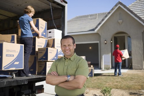 Furniture transport service for properties around Tooting Bec