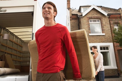 House move support for a flat or terrace property in Tooting Bec