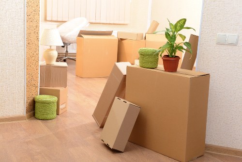 Man With Van Tootingbec providing flexible office relocation support